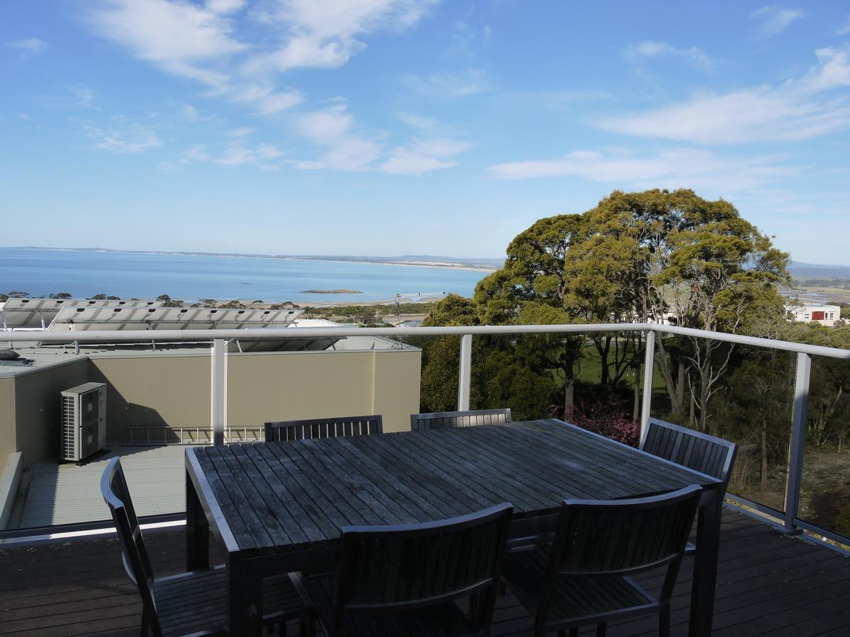 Spectacular Holiday Living Bridport Exterior photo
